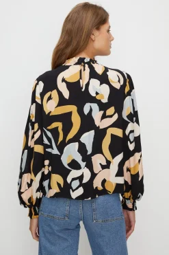 Hot Oasis Abstract Animal Printed Shirred Cuff Top Black