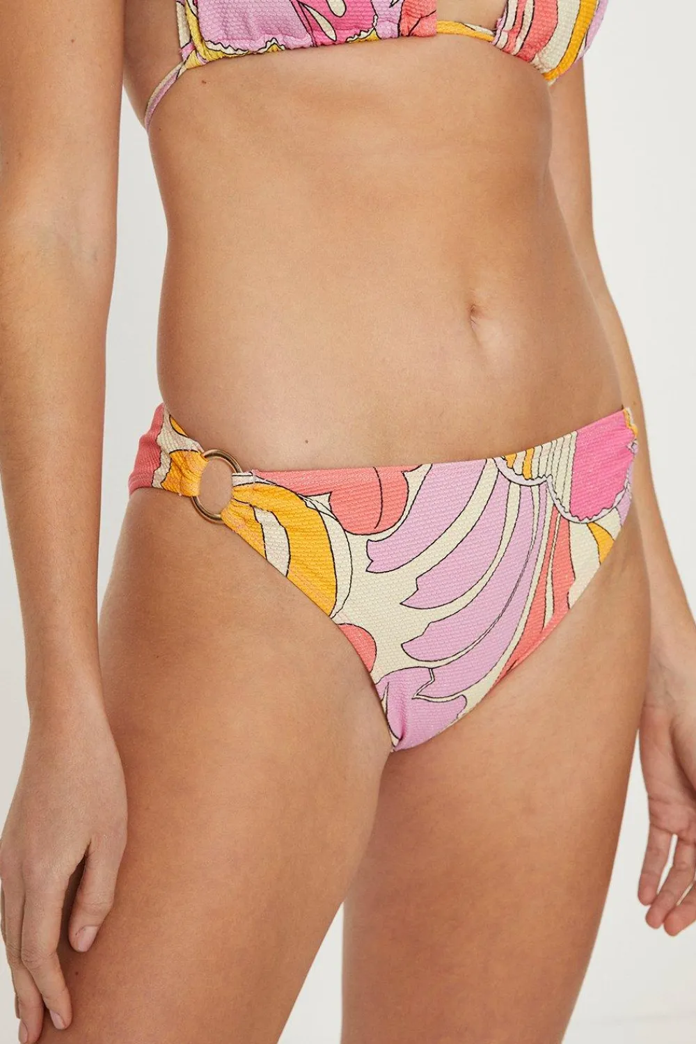 Outlet Oasis Abstract Ring Detail Metallic Textured Bikini Bottom Pink