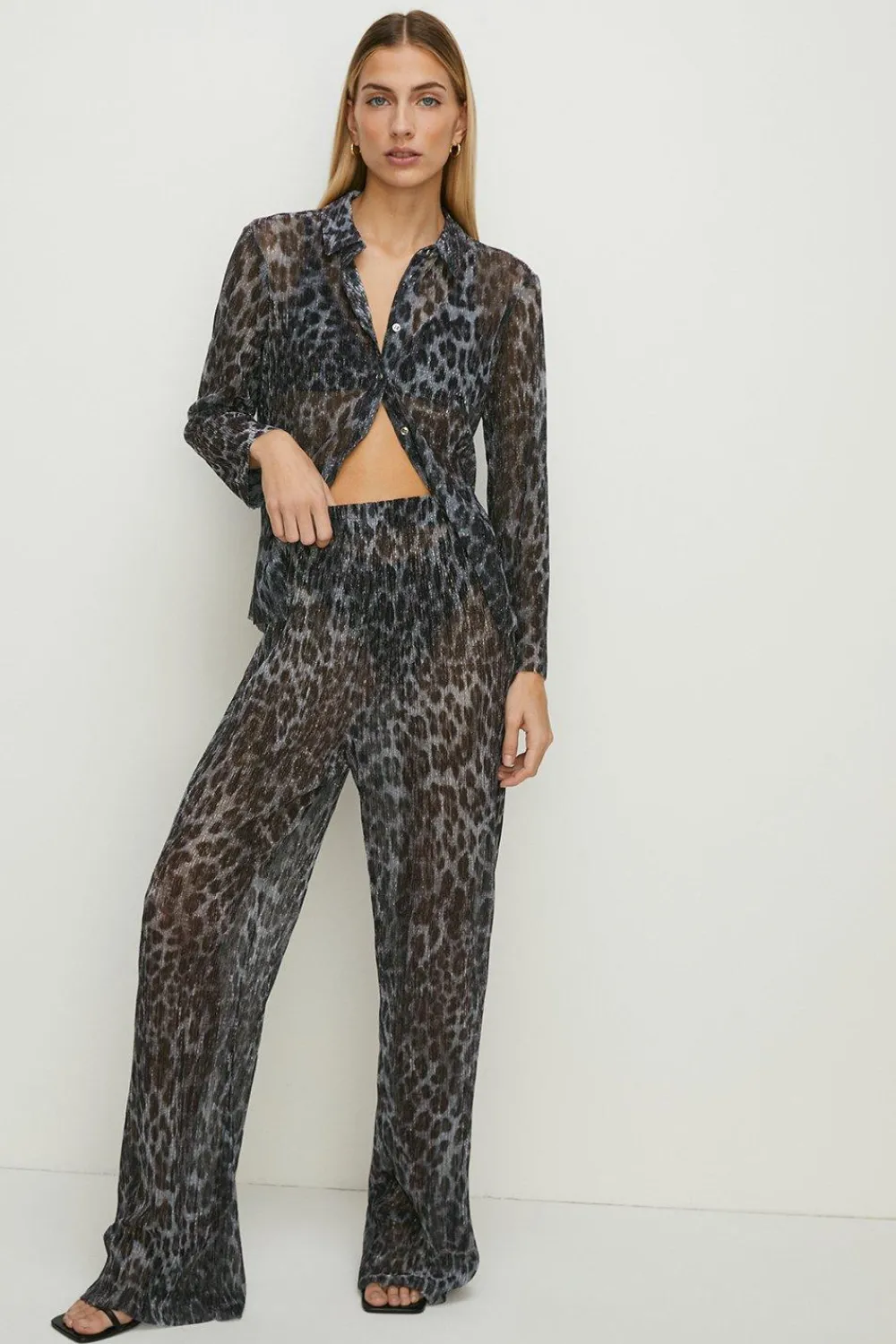 Outlet Oasis Animal Print Shimmer Pleated Trouser Co-Ord Metallic Silver
