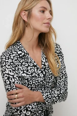 Online Oasis Animal Printed Pocket Front Shirt Mono