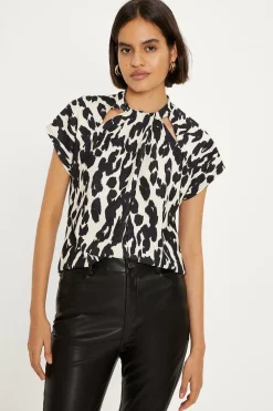 Best Oasis Animal Scuba Crepe Twist Neck Top Mono