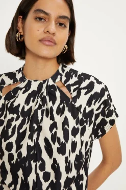 Best Oasis Animal Scuba Crepe Twist Neck Top Mono