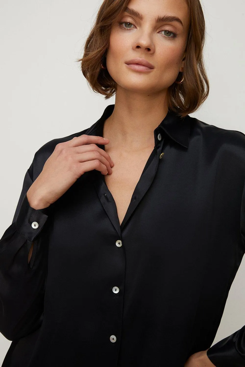 Outlet Oasis Button Through Long Sleeve Satin Shirt Black