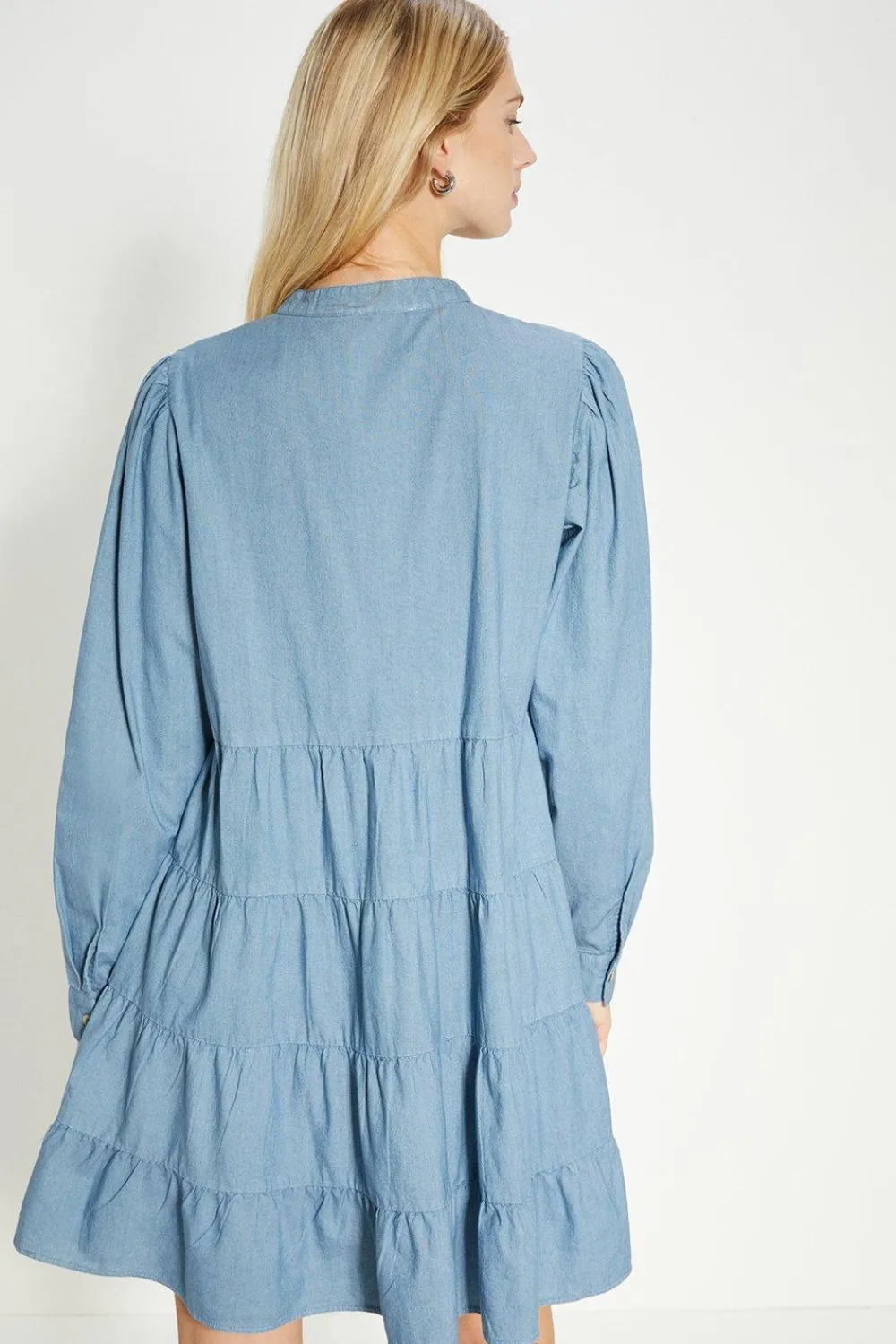 Outlet Oasis Chambray Pintuck Midi Dress Mid Wash