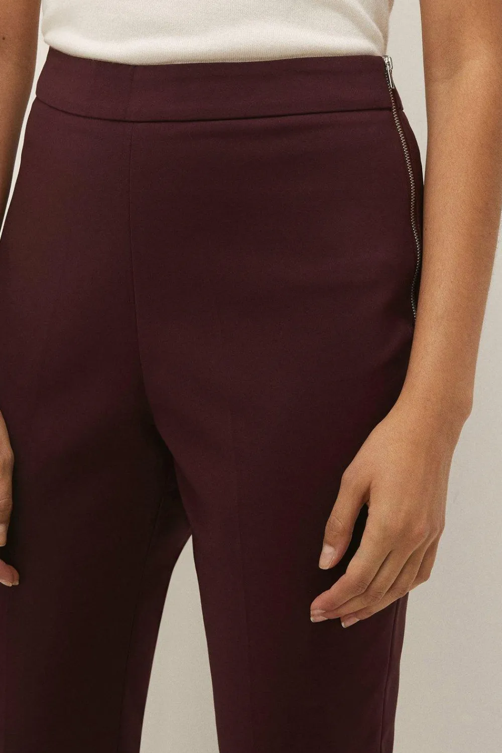 Online Oasis Cotton Sateen Capri Black