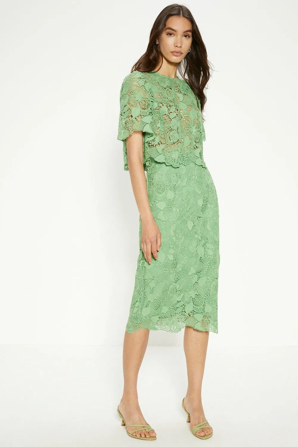 Discount Oasis Detailed Lace Jewel Button Top Green