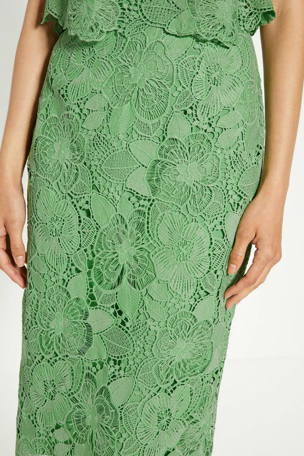 Clearance Oasis Detailed Lace Pencil Skirt Green