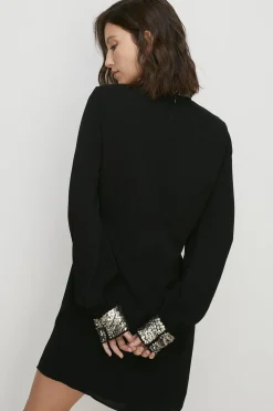 Outlet Oasis Embellished Shift Dress Black