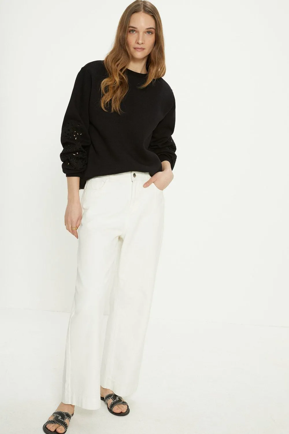 Best Oasis Embroidered Broderie Sleeve Sweatshirt Black