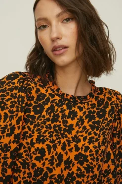 Best Oasis Essential Volume Sleeve Floral Top Orange