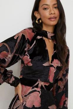 Online Oasis Floral Devore High Neck Skater Dress Black