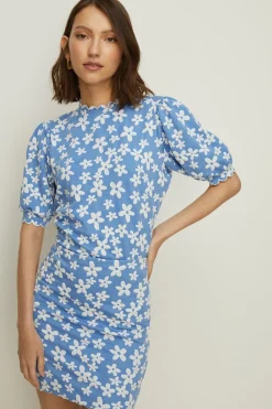 Online Oasis Floral Jacquard Scallop Edge Top Blue