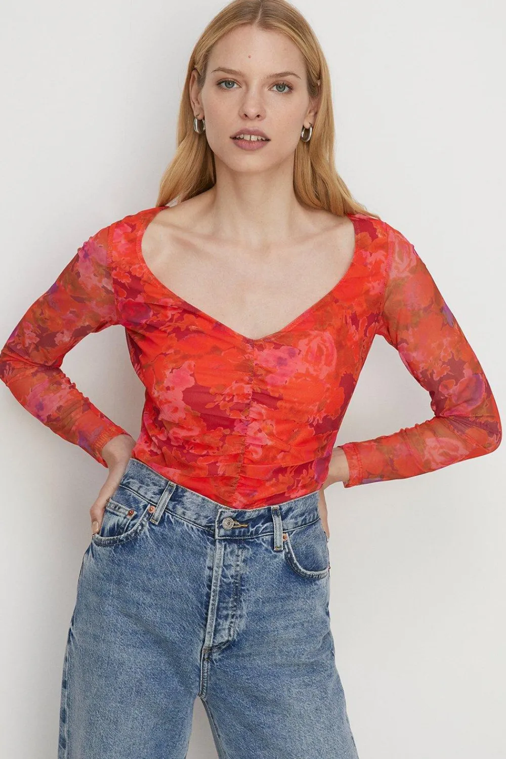 Fashion Oasis Floral Mesh Gauged Front Top Red