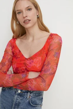 Fashion Oasis Floral Mesh Gauged Front Top Red