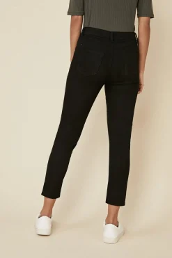 Hot Oasis Grace Cropped Jean Black