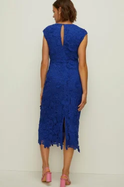 Outlet Oasis Lace Midi Pencil Dress Red