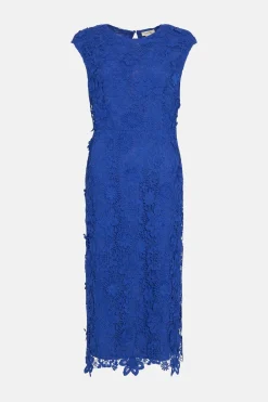 Outlet Oasis Lace Midi Pencil Dress Red