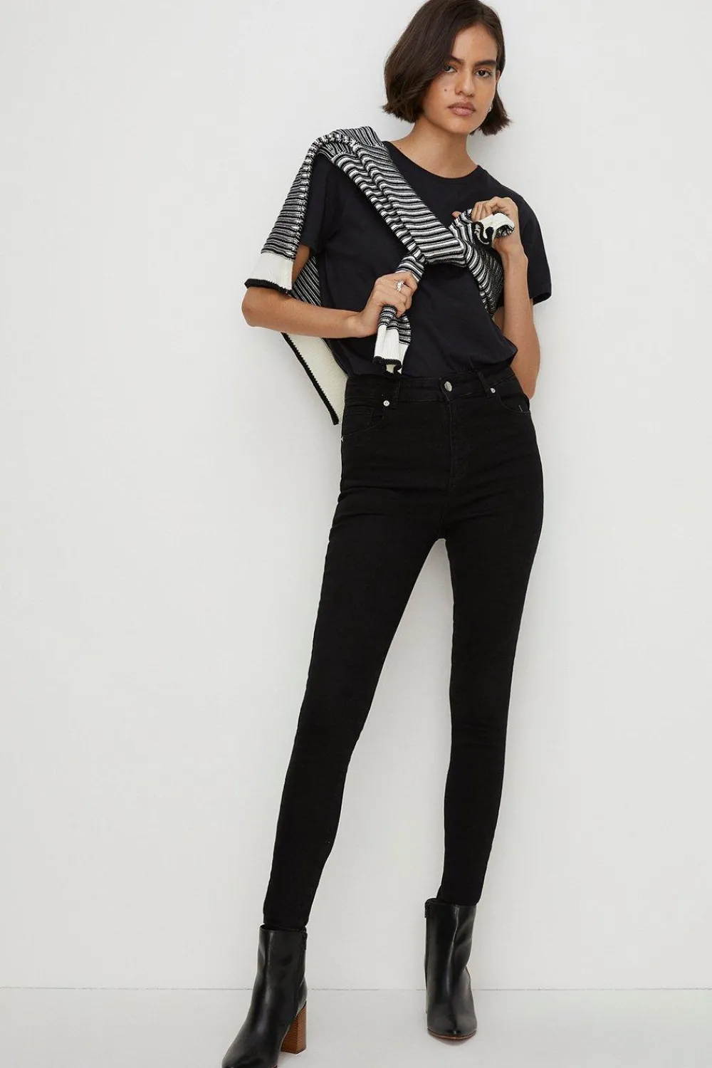 Hot Oasis Long Organic Sculpting Skinny Jean Black