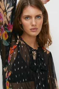 Best Oasis Metallic Floral Pussybow Blouse Black