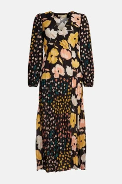 Clearance Oasis Mixed Scale Floral Pleated Midi Dress Black