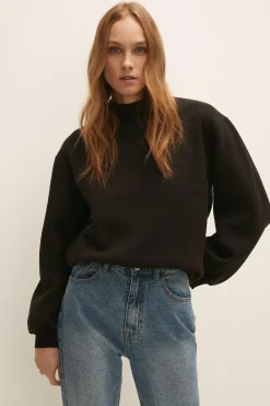 Outlet Oasis Mock Neck Sweat Black