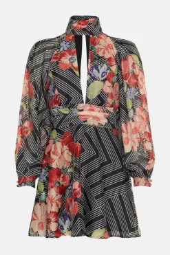 Online Oasis X Print Sisters Organza Keyhole Front Dress Mono