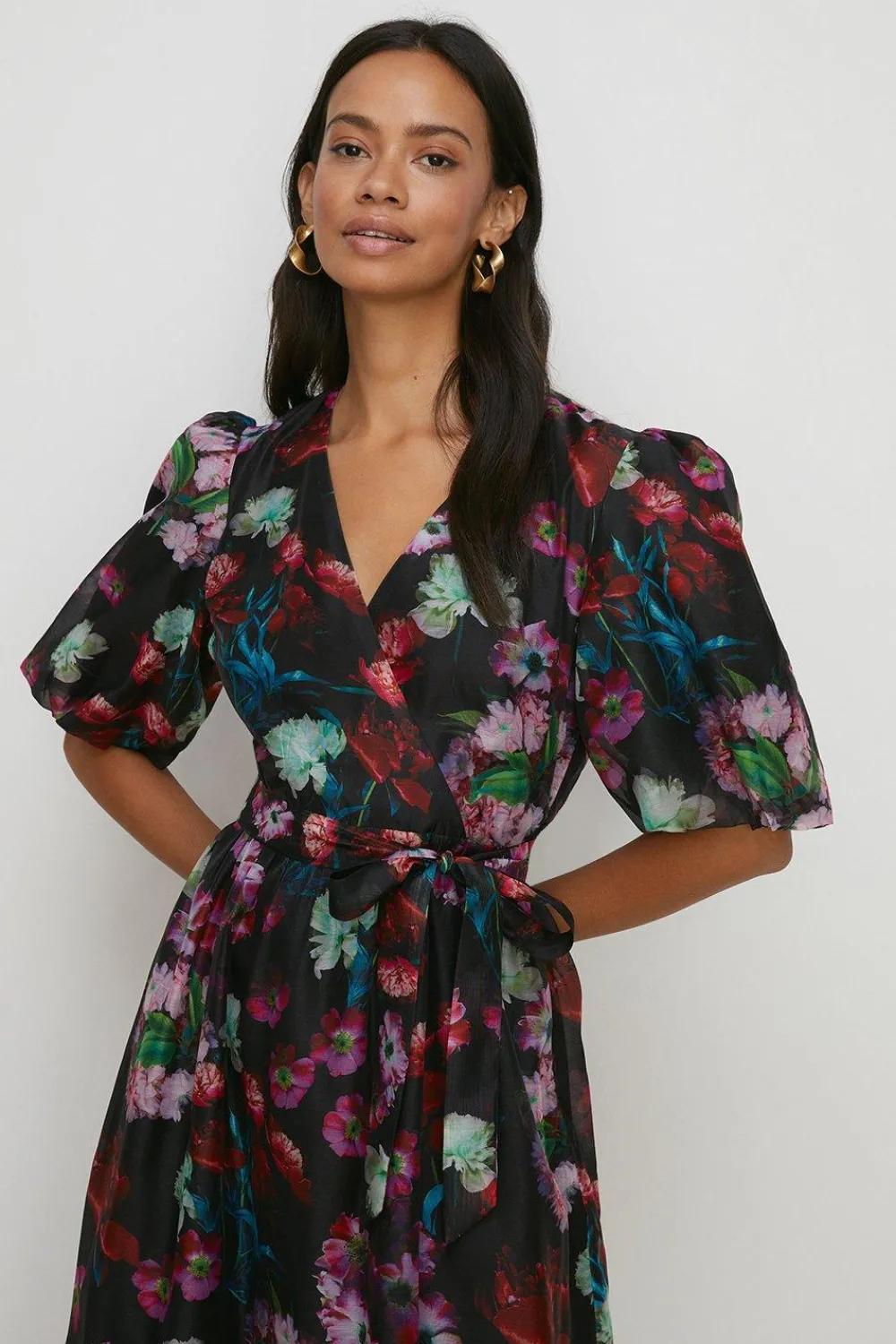 Outlet Oasis Painted Floral Wrap Organza Midi Dress Black