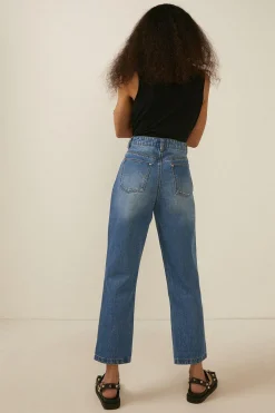 Fashion Oasis Petite Boyfriend Jean Pale Wash