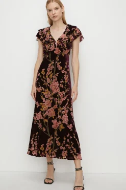Outlet Oasis Petite Floral Devore V Neck Midaxi Dress Berry