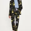 Discount Oasis Petite Floral Printed Cotton Tapered Trousers Multi