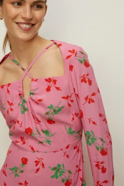 New Oasis Petite Keyhole Detail Printed Midi Dress Rose