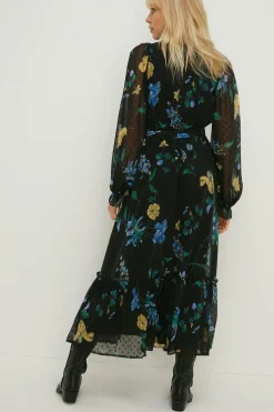 Fashion Oasis Petite Lace Trim Eastern Floral Dobby Chiffon Dress Black