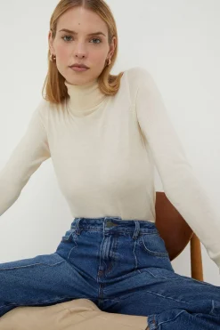 Best Oasis Petite Straight Leg Smart Jean Mid Wash