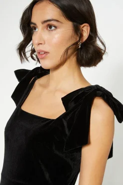 Hot Oasis Petite Velvet Tie Shoulder Dress Black
