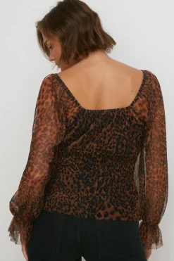 Clearance Oasis Plisse Scoop Neck Top Leopard