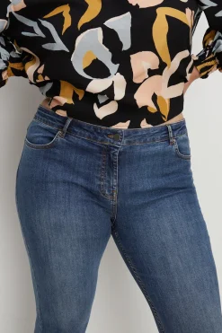 Hot Oasis Plus Size Jade Jean Mid Wash