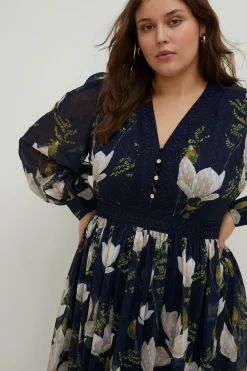 Hot Oasis Plus Size Magnolia Floral Dobby Lace V Neck Midi Dress Navy
