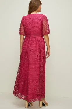 Clearance Oasis Plus Size Premium Lace V Neck Maxi Dress Magenta