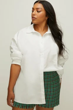 Online Oasis Plus Size Tweed Button Detail Shorts Green