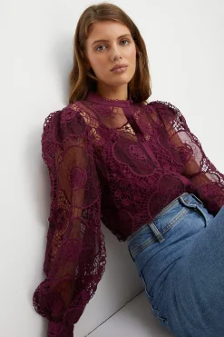 Fashion Oasis Premium Lace Scallop Trim Detailed Blouse Berry