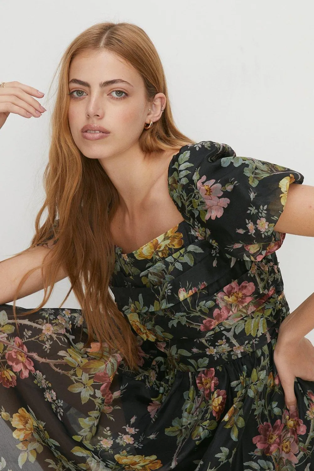 Outlet Oasis Pretty Floral Organza Ruched Mini Dress Black