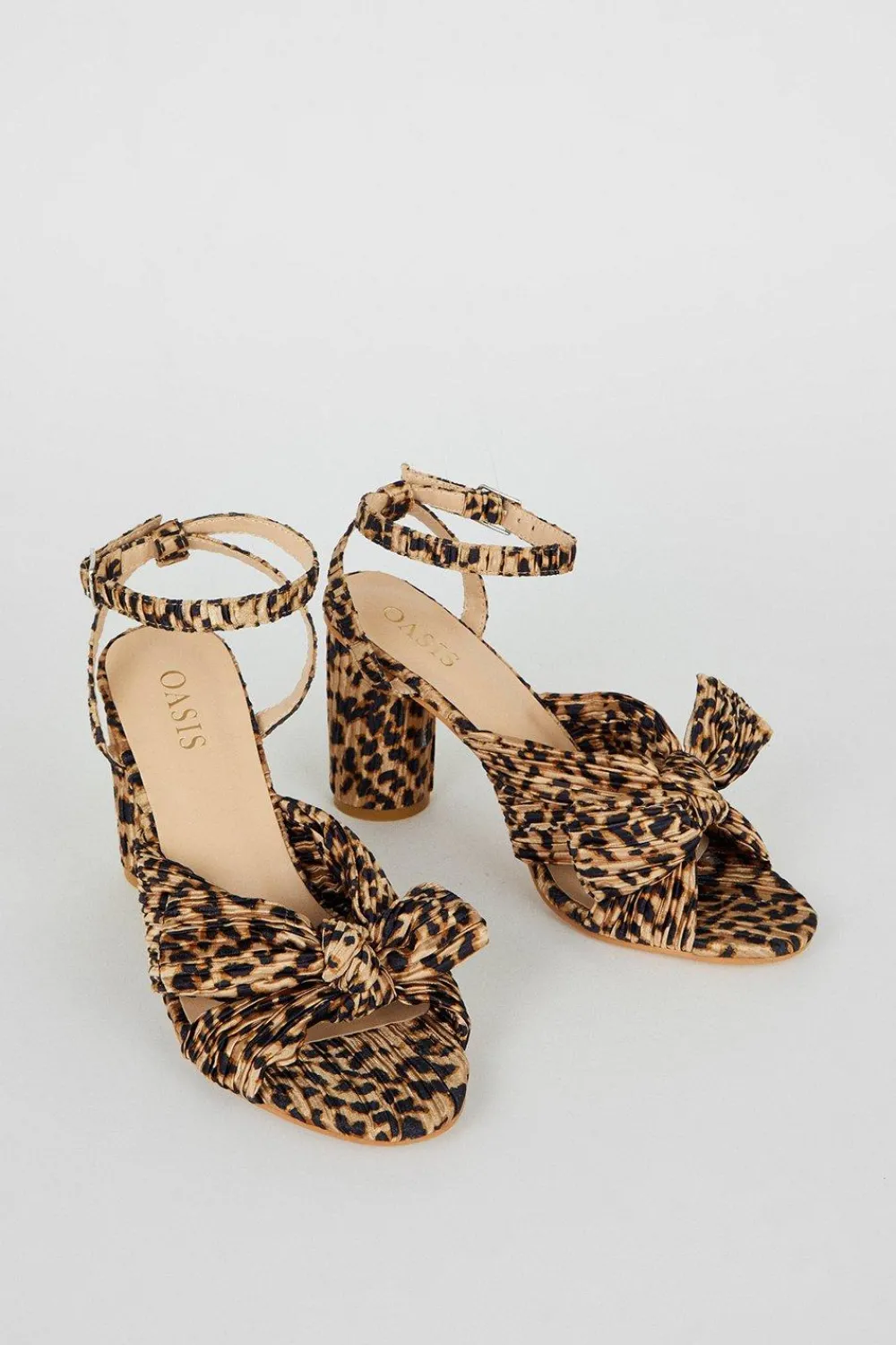 Outlet Oasis Printed Bow Detail Strappy Block Heel Animal
