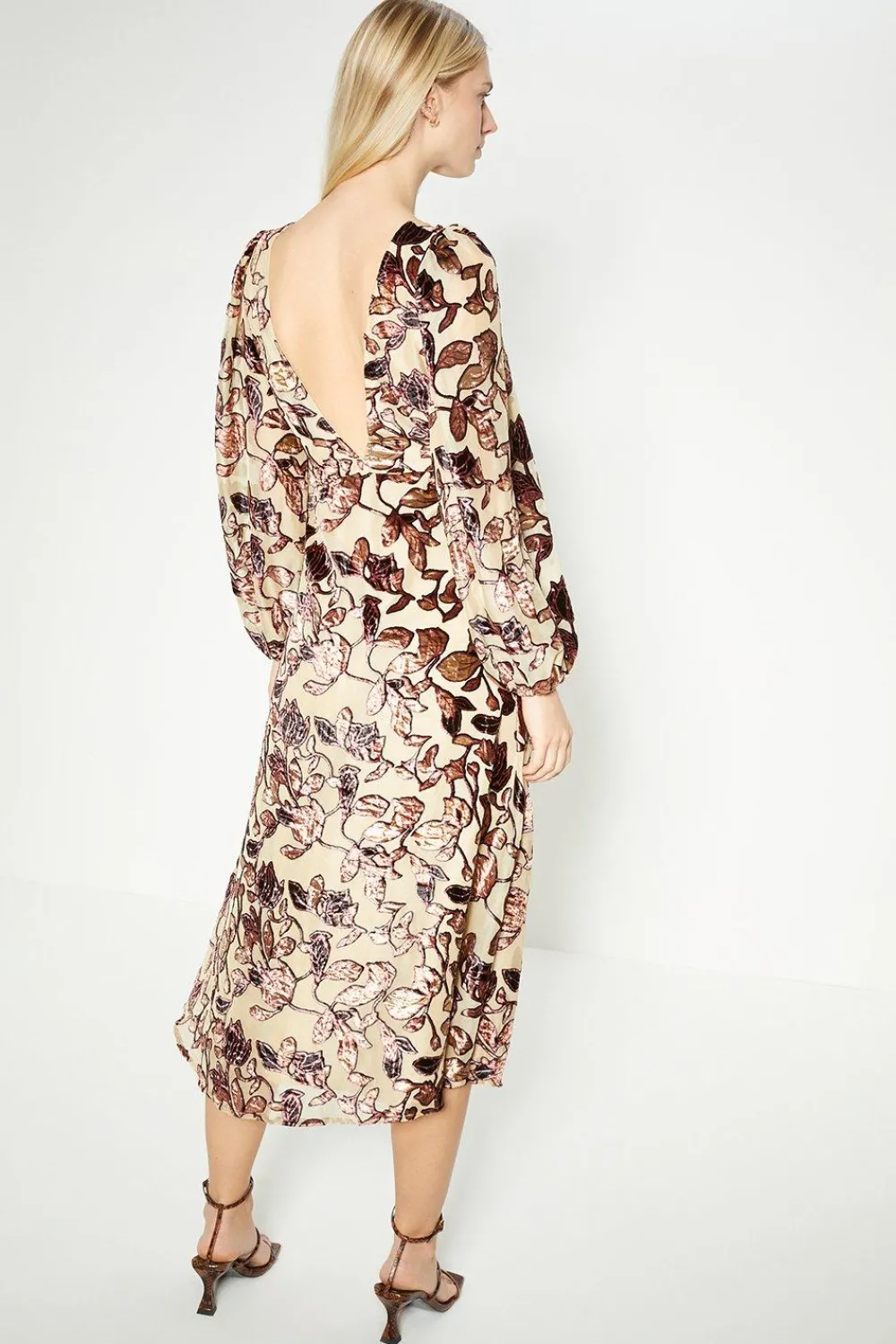 Hot Oasis Rachel Stevens Floral Devore Long Sleeve Midi Dress Nude
