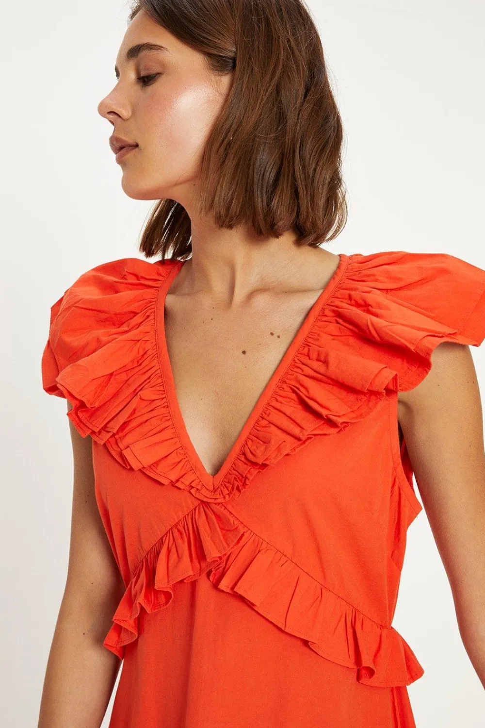 Outlet Oasis Ruffle Midi Dress Red