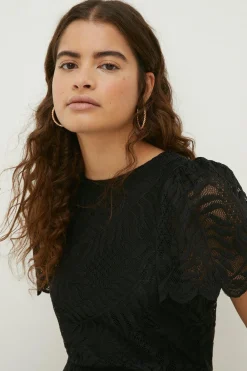Hot Oasis Scallop Lace Full Skirted Angel Sleeve Midi Dress Black