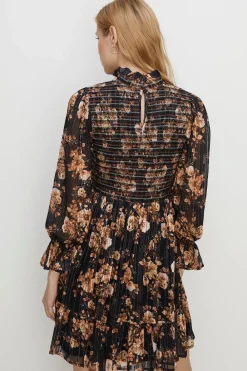 Best Oasis Shirred Shimmer Floral Flippy Skater Dress Black