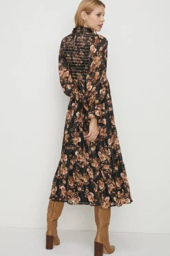 Outlet Oasis Shirred Shimmer Floral Midi Dress Black