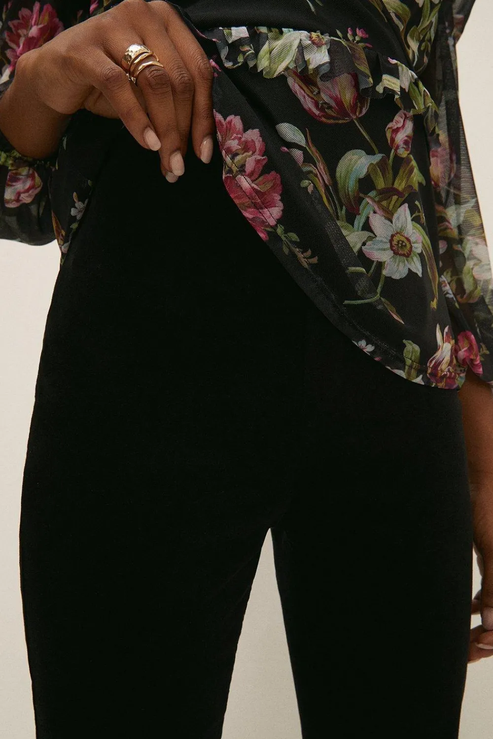 Online Oasis Skinny Velvet Trouser Burgundy