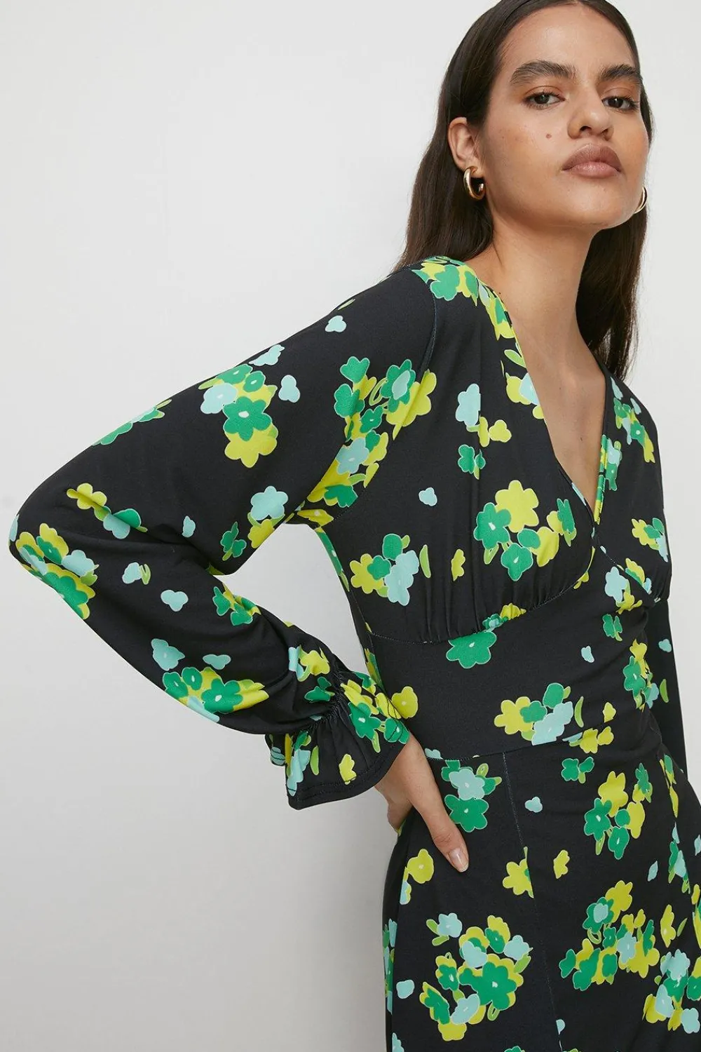 Online Oasis Slinky Jersey Floral V Neck Mini Dress Black