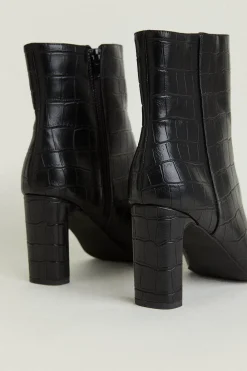 Best Oasis Smart Ankle Boots Black